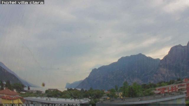 Webcam Torbole, Villa Clara